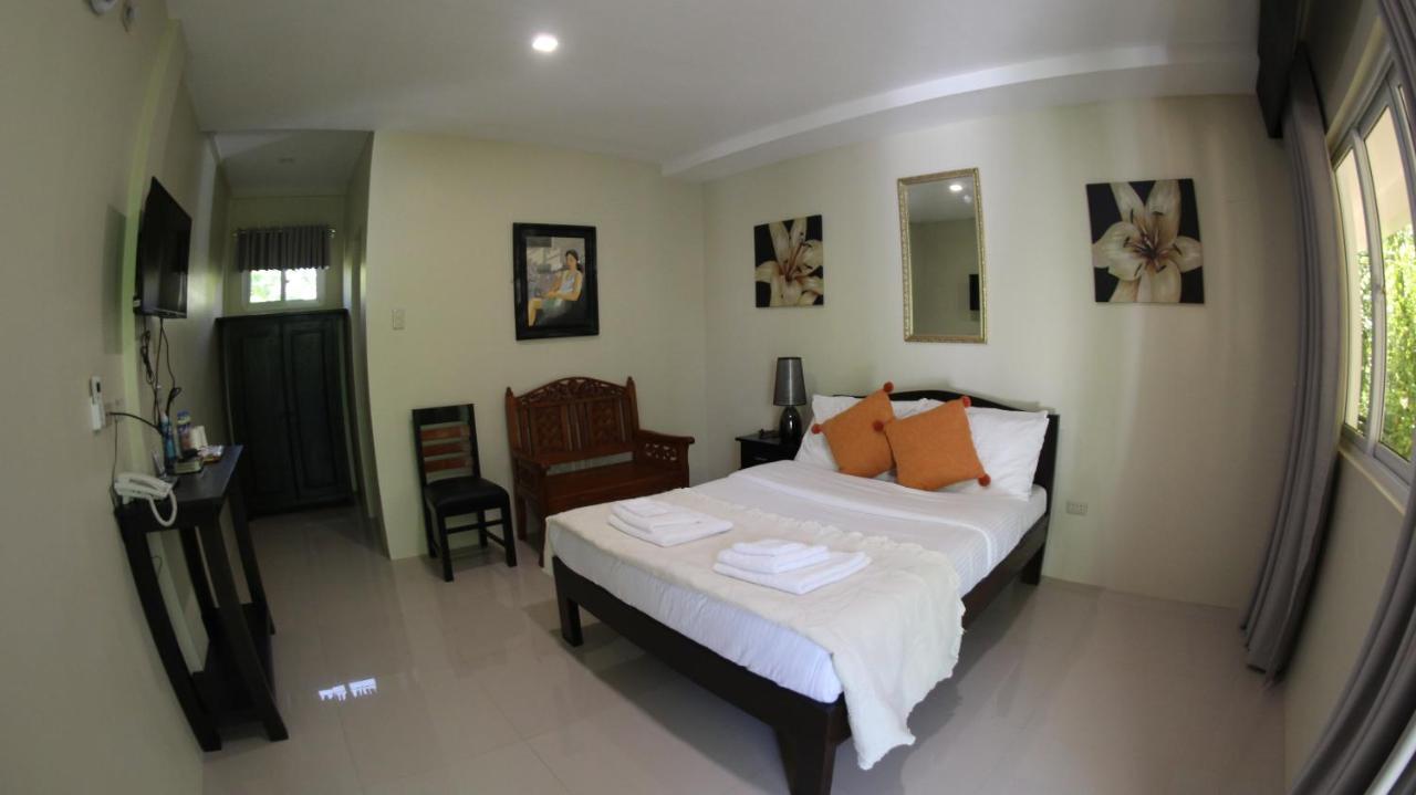 Casa Cecilia Hotel Bantay Ngoại thất bức ảnh