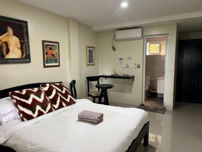 Casa Cecilia Hotel Bantay Ngoại thất bức ảnh